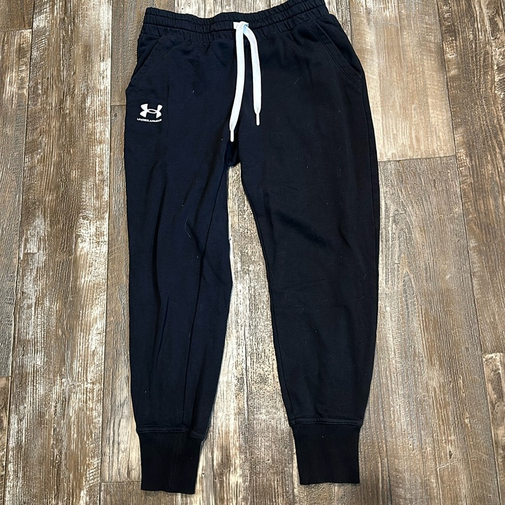 UA joggers